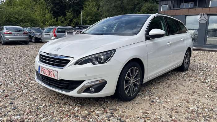 Peugeot 308, 1.2 l., Универсал