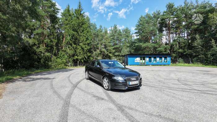 Audi A4, 2.0 l., sedanas