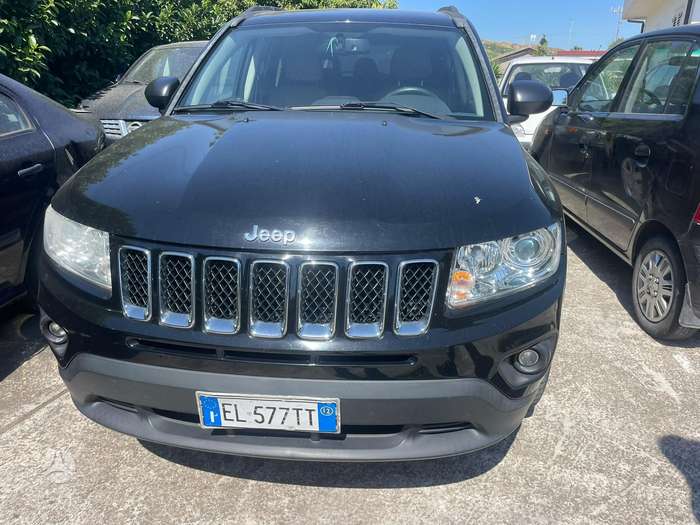 Jeep Compass, 2.1 l., off-road / crossover