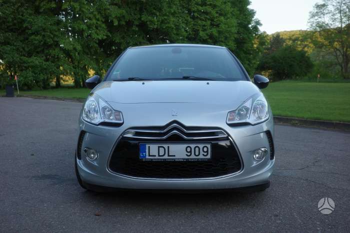 Citroen DS3, 1.2 l., Хэтчбек