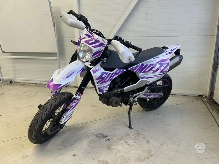 Husqvarna Enduro 693cc, enduro / adventure
