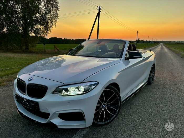 BMW 228, 2.0 l., convertible