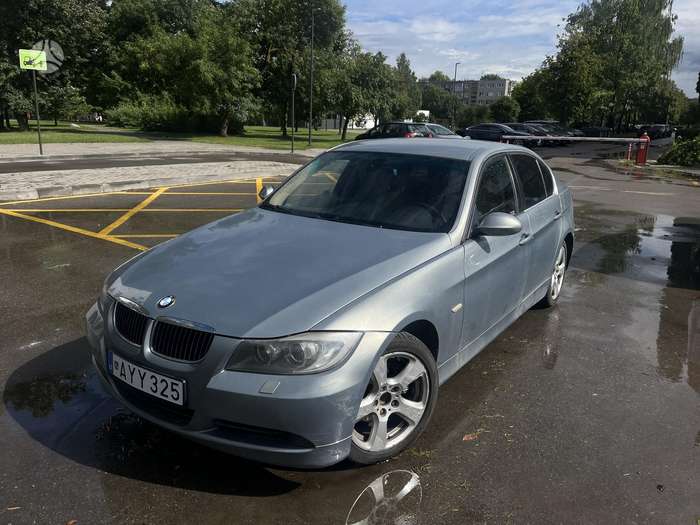 BMW 325, 2.5 l., Седан