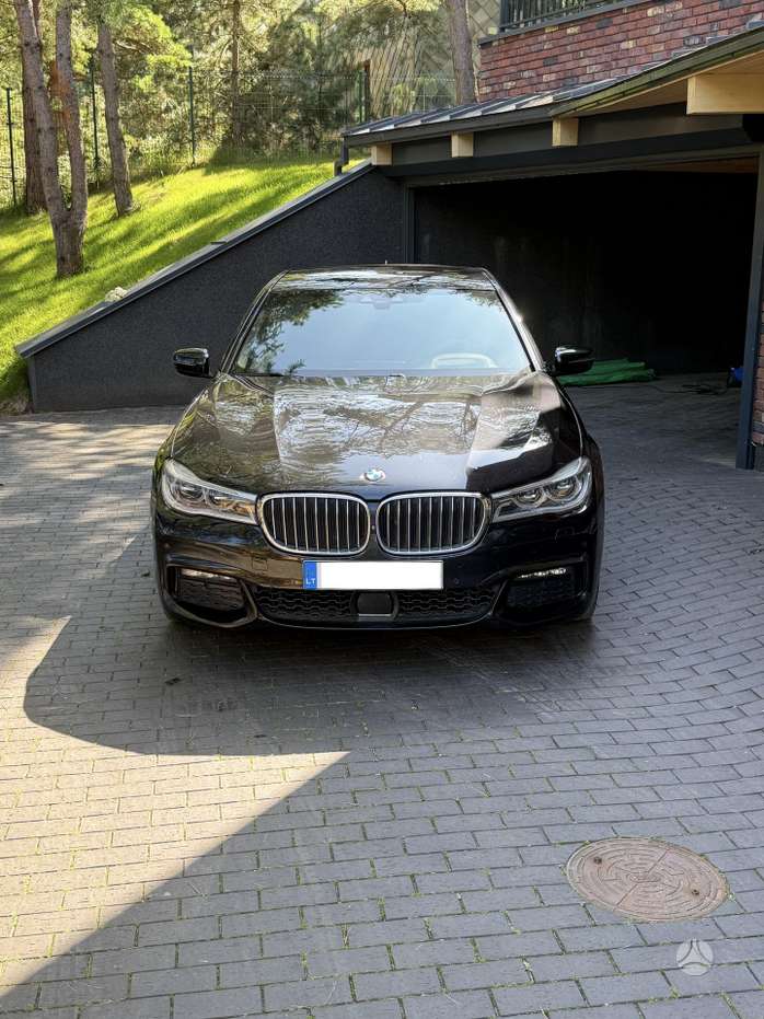 BMW 730, 3.0 l., Седан