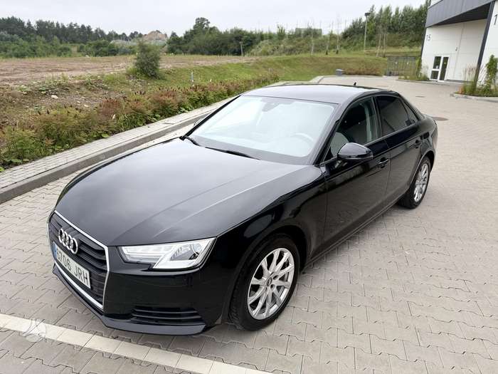 Audi A4, 2.0 l., Седан
