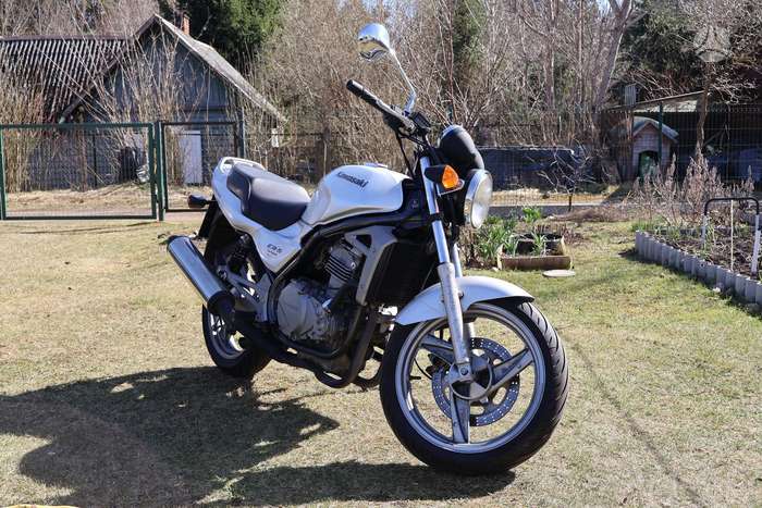 Kawasaki ER 498cc, street / classic