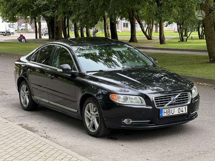 Volvo S80, 2.4 l., Седан