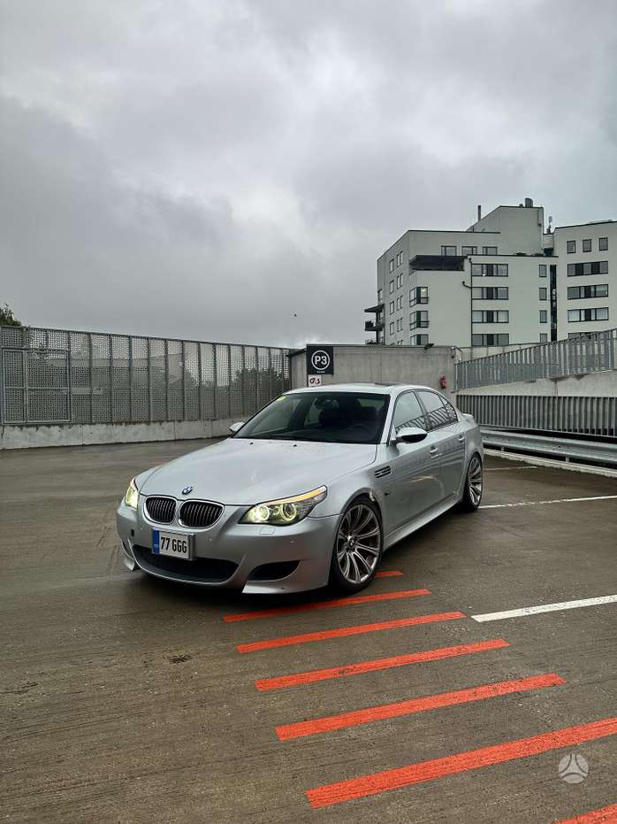 BMW M5, sedanas