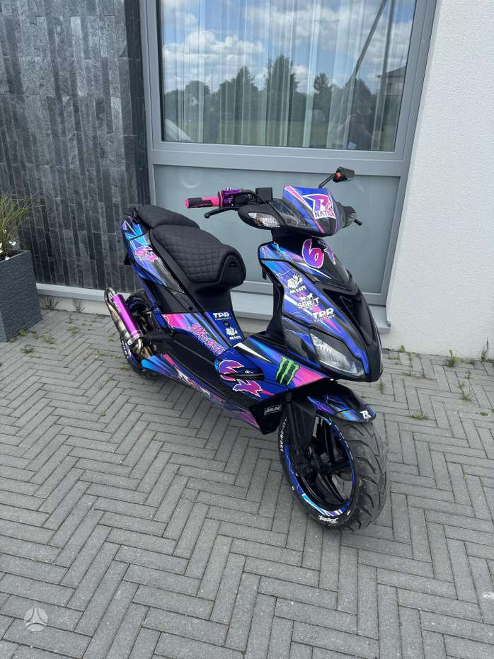 Aprilia SR 49cc, мотороллеры / мопеды