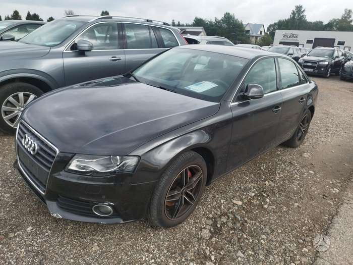 Audi A4, 2.7 l., Седан