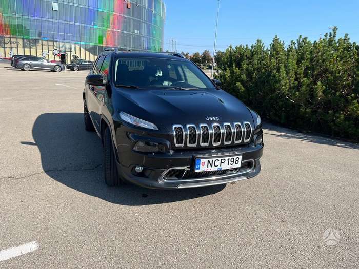 Jeep Cherokee, 2.2 l., Внедорожник / Кроссовер