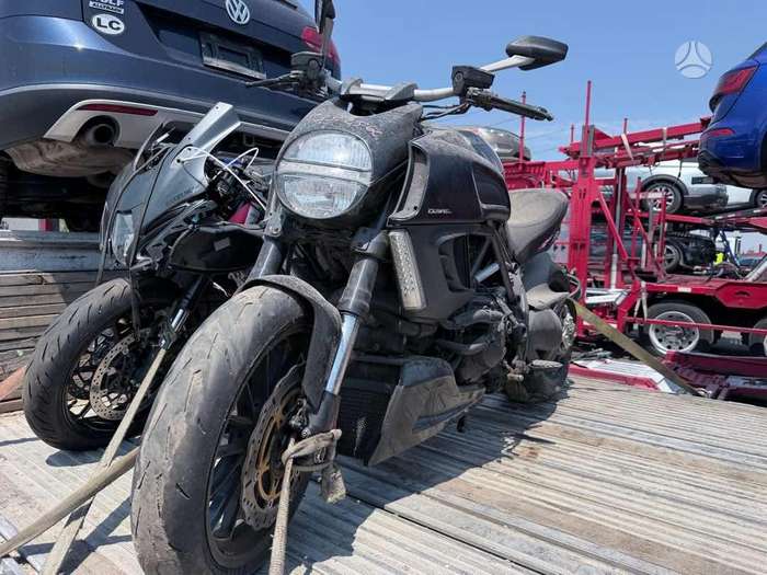 Ducati Diavel, спортбайки / superbikes
