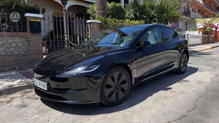 Tesla Model 3, 75 кВт·ч, Седан