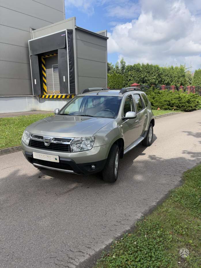 Dacia Duster, 1.6 l., Внедорожник / Кроссовер