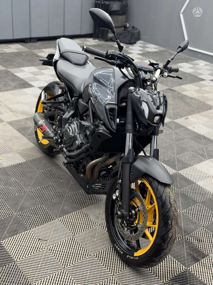 Yamaha MT 07 689cc, street / classic