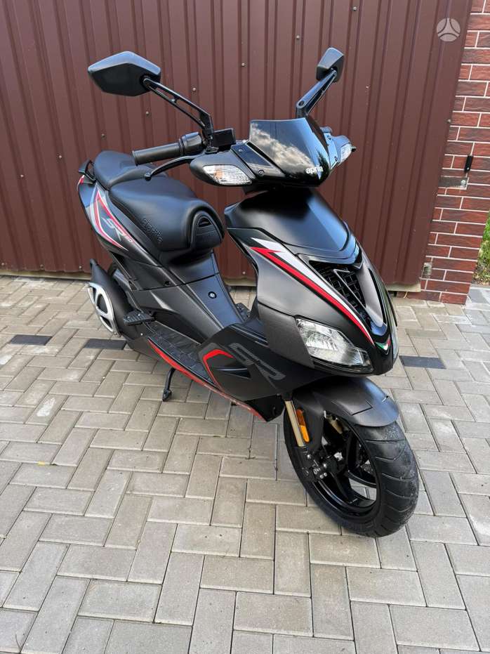 Aprilia SR 49cc, мотороллеры / мопеды
