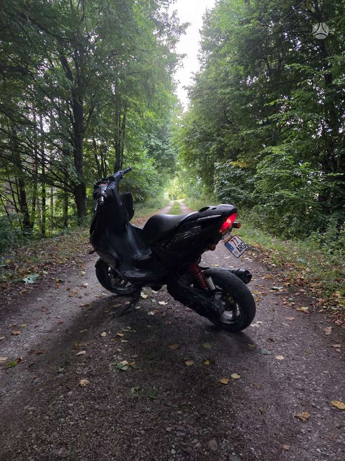 Yamaha Aerox 50cc, scooters / mopeds