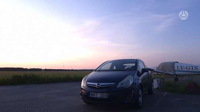 Opel Corsa, 1.3 l., Хэтчбек