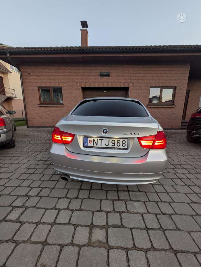 BMW 320, 2.0 l., sedanas