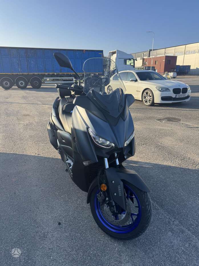 Yamaha XMAX 125 125cc, scooters / mopeds