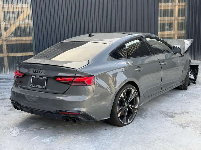 Audi S5, 3.0 l., Седан