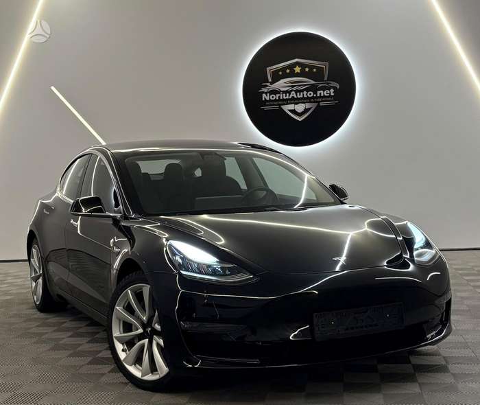 Tesla Model 3, 79 kWh, hatchback