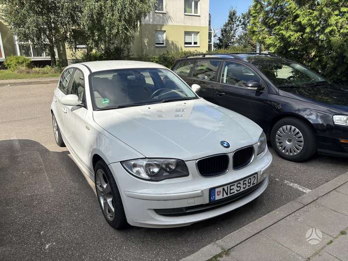 BMW 116, 2.0 l., hatchback