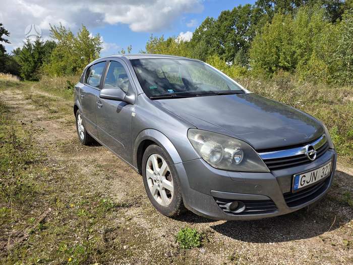Opel Astra, 1.7 l., hatchback