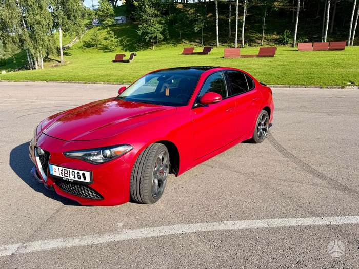 Alfa Romeo Giulia, 2.0 l., Седан