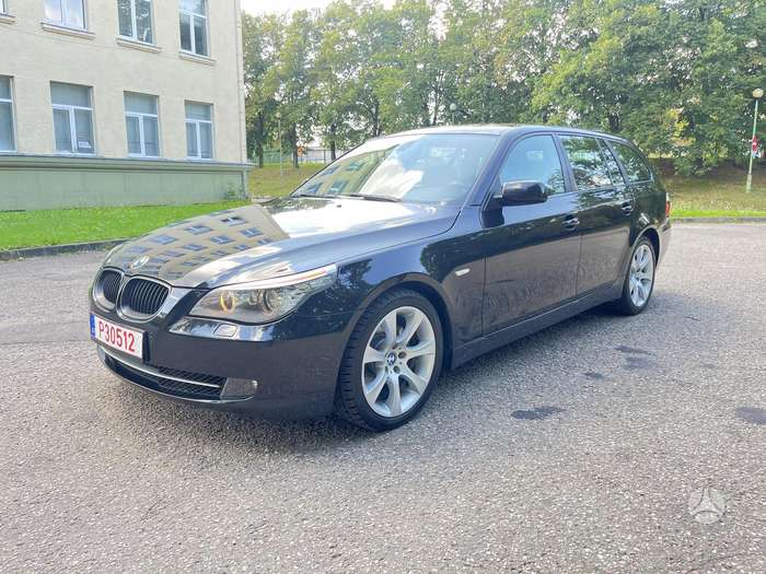 BMW 525, 2.5 l., Универсал