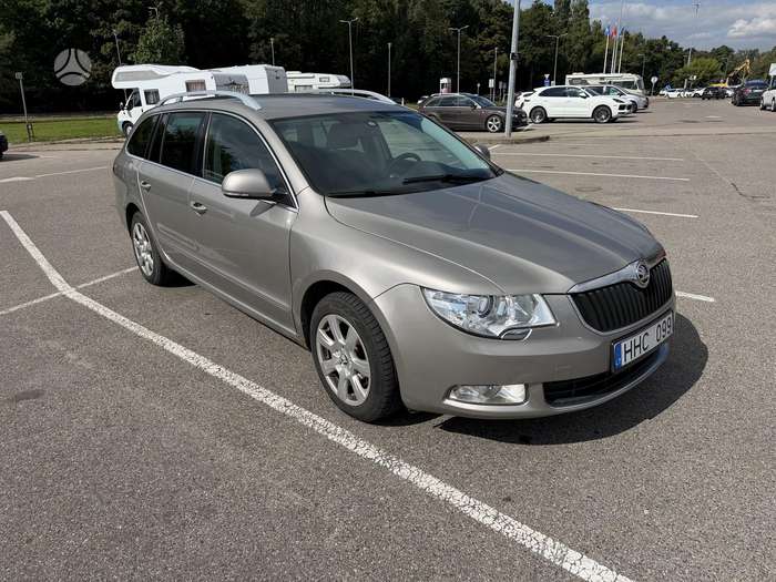 Skoda Superb, 2.0 l., wagon