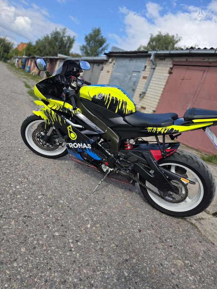 Yamaha R6 600cc, superbikes