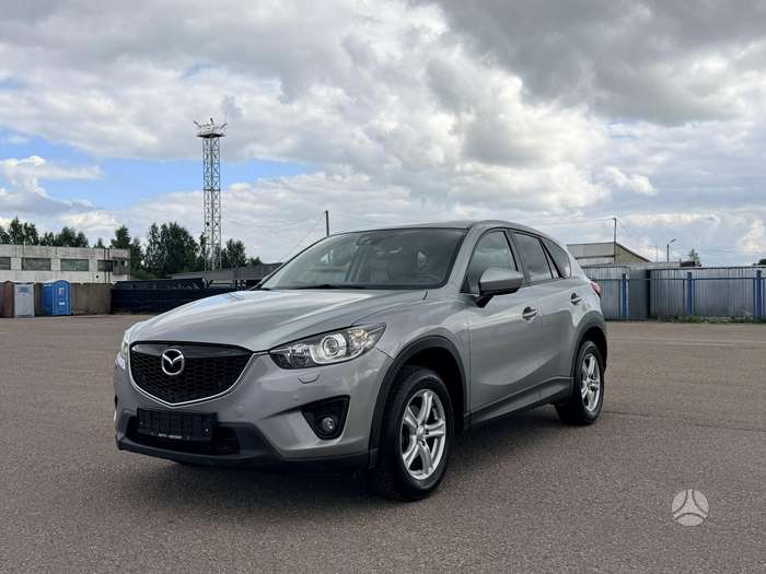 Mazda CX-5, 2.2 l., off-road / crossover