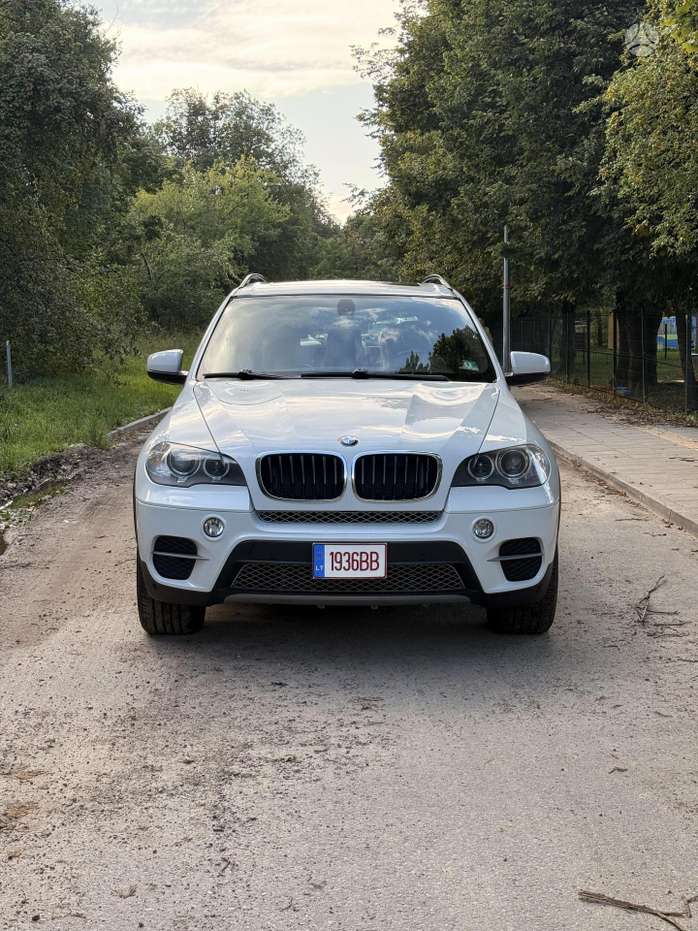 BMW X5, 3.0 l., off-road / crossover
