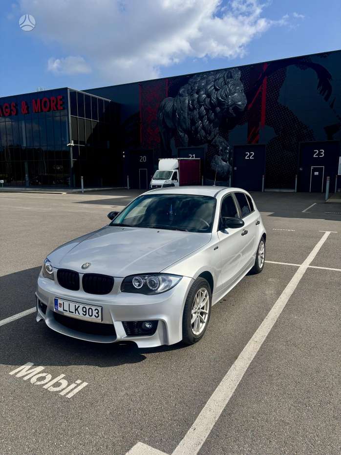 BMW 118, 2.0 l., Хэтчбек