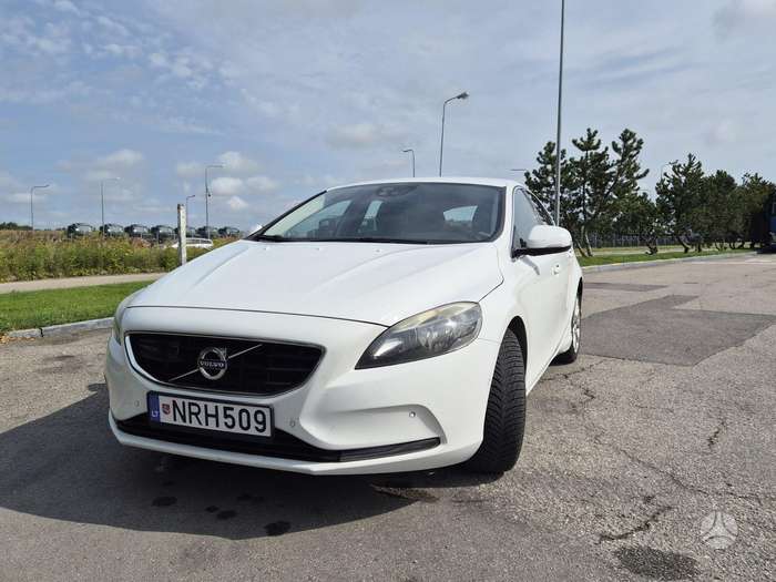 Volvo V40, 1.6 l., Хэтчбек