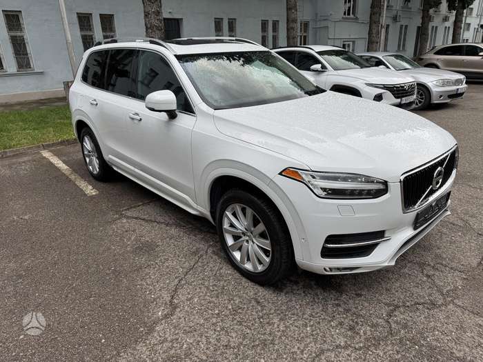 Volvo XC90, 2.0 l., off-road / crossover