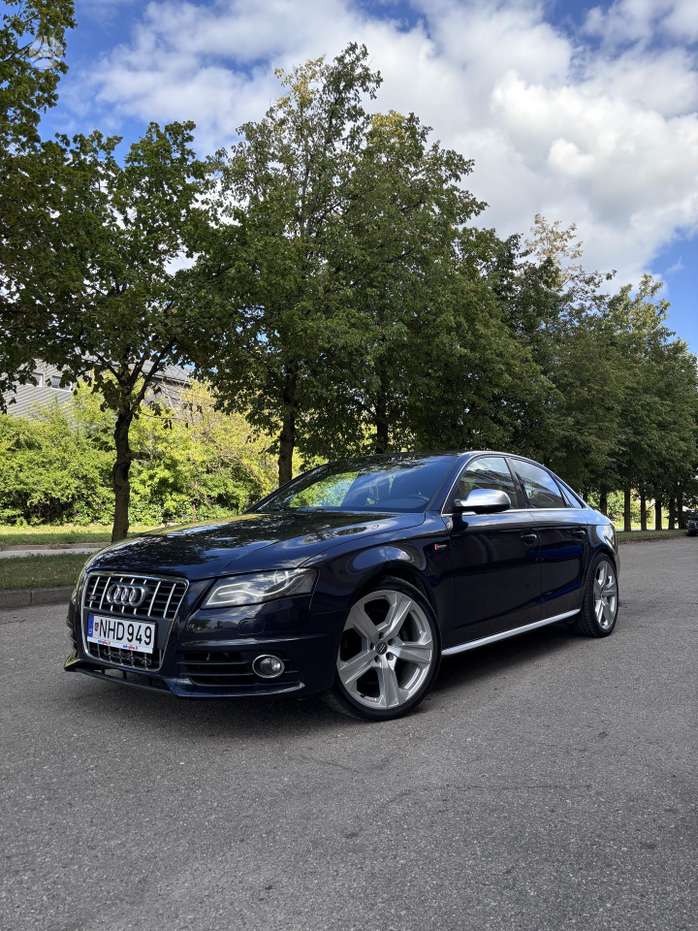 Audi S4, 3.0 l., Седан