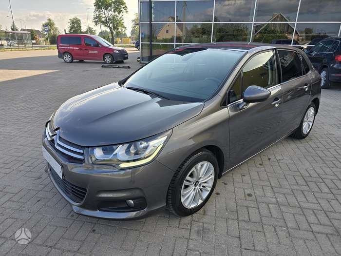Citroen C4, 1.6 l., hatchback