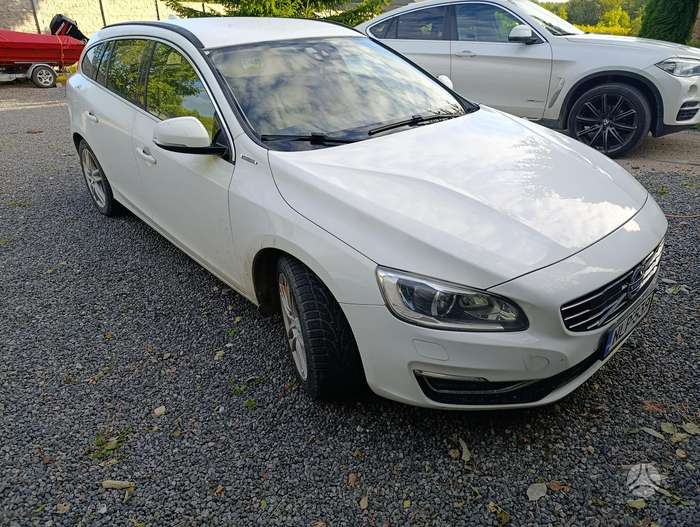 Volvo V60, 2.4 l., Универсал