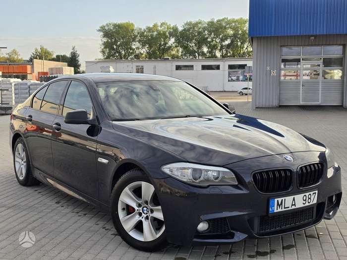 BMW 520, 2.0 l., Седан