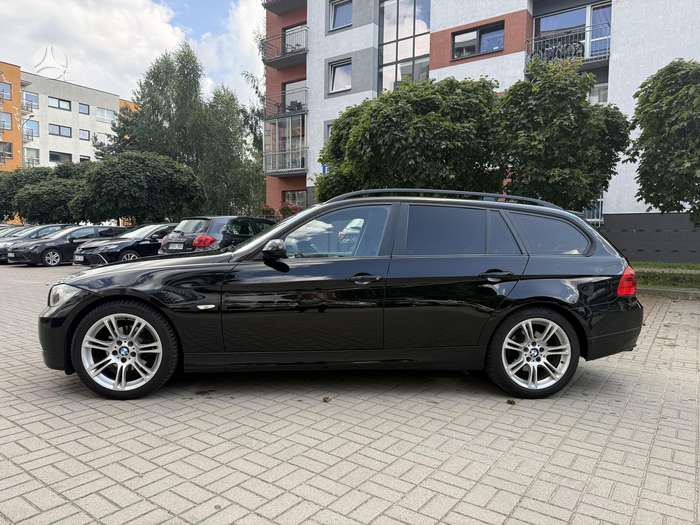 BMW 320, 2.0 l., universalas