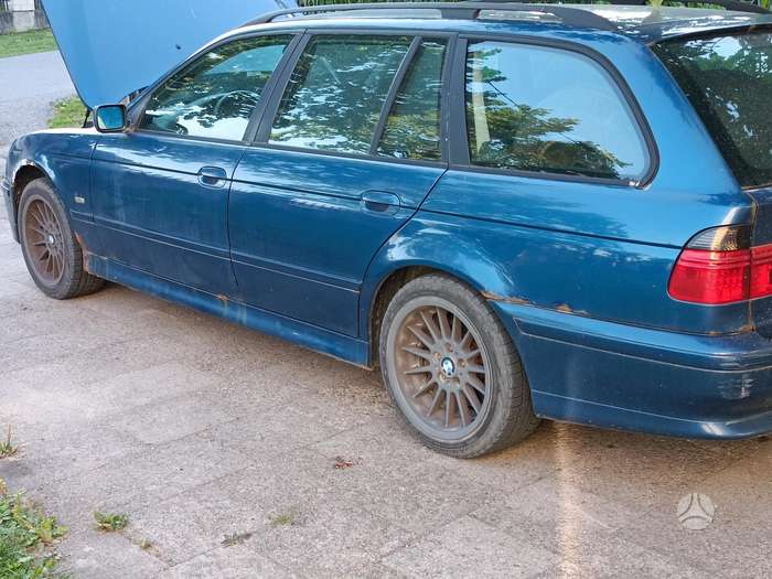 BMW 525, 2.5 l., Универсал