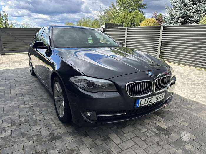 BMW 520, 2.0 l., Седан