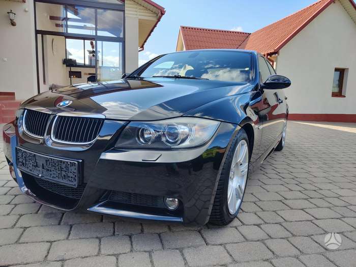 BMW 318, 2.0 l., Седан