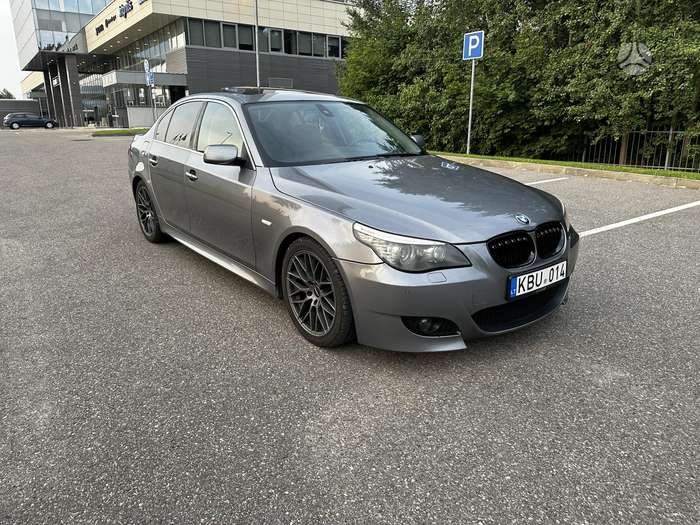 BMW 520, 2.0 l., Седан