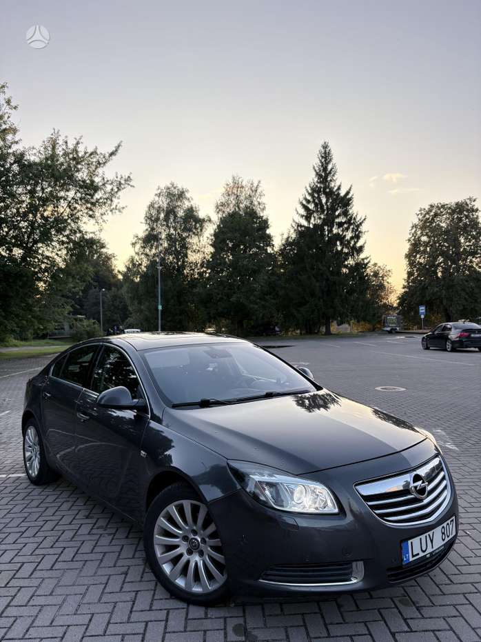 Opel Insignia, 2.0 l., Хэтчбек