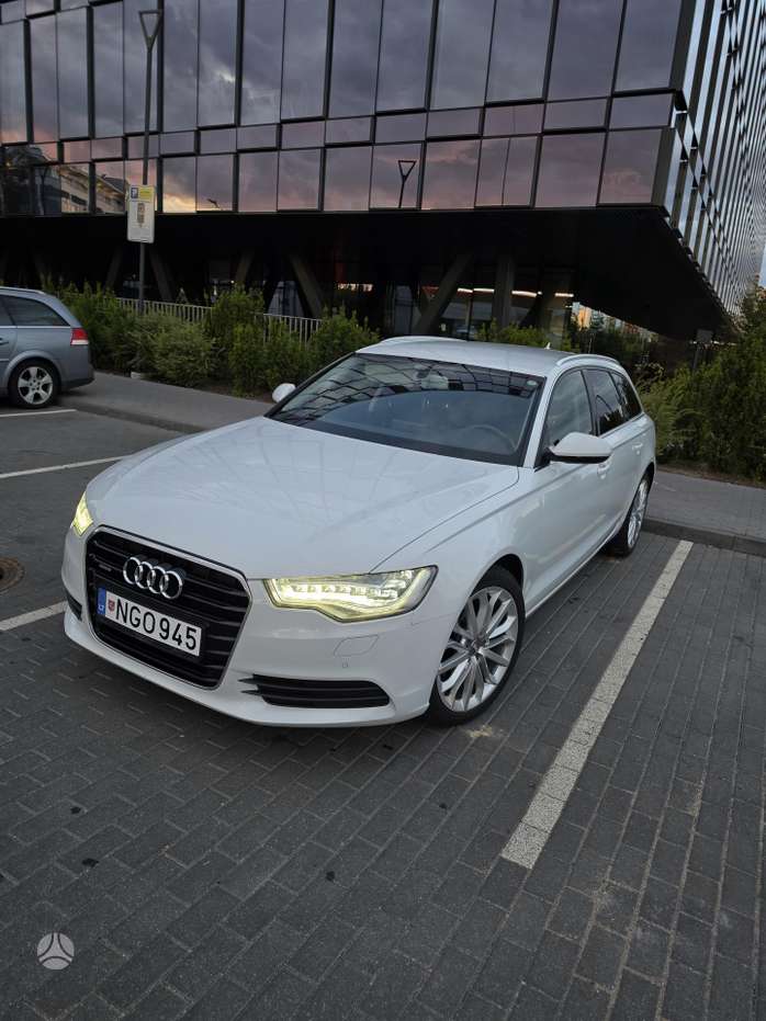 Audi A6, 3.0 l., universalas