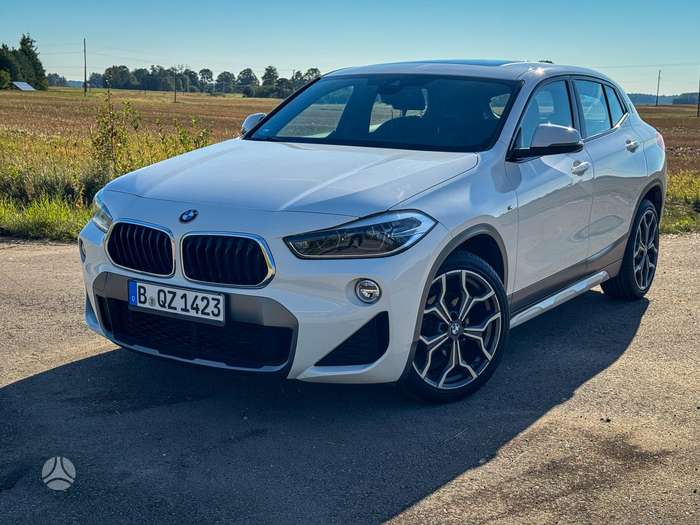 BMW X2, 2.0 l., off-road / crossover