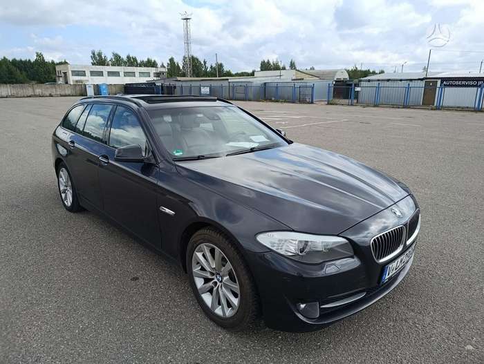 BMW 520, Универсал
